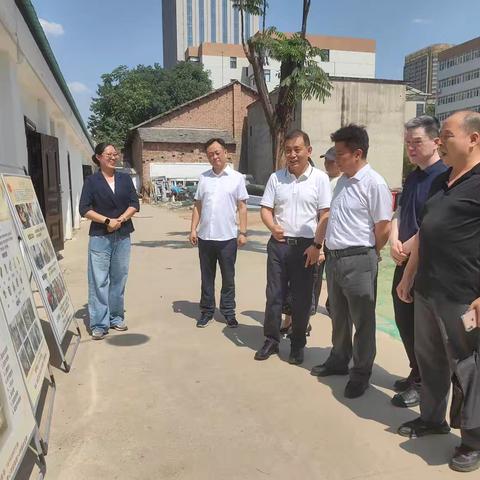 长乐西路街道 | 人大代表走进社区 共话嵌入式养老服务发展