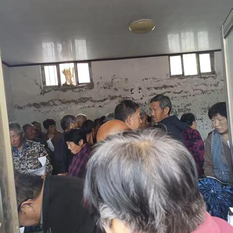 石门门诊部走进社区农庄开展口腔健康宣传服务