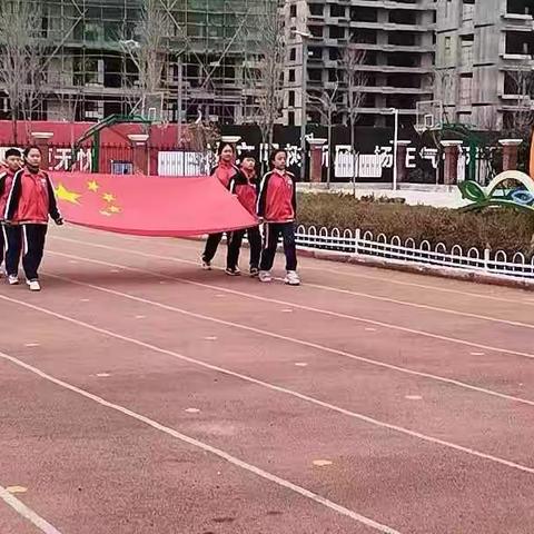 “爱护花草树木，守护青山绿水”——濮阳县第七实验小学升国旗仪式