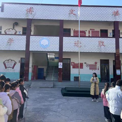 收获在金秋，成长在路上 ‍——延津县东屯教育集团东崔原庄小学期中考试颁奖活动纪实