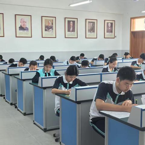百题砺剑，备战会考 海口市新海实验学校八年级第二届生地百题大赛