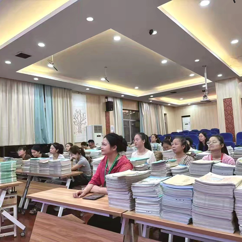 众行至远 研思同行 ‍——2024-2025学年度第二学期海口市第三十三小学数学科组期末工作总结会议