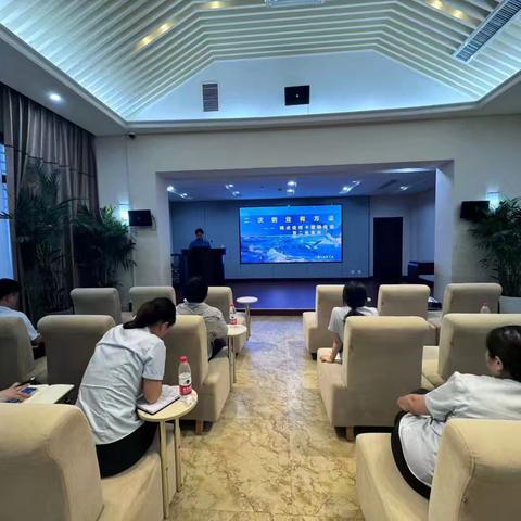 驻马店分行开展“二次创业有方法 网点信用卡营销有道”第二场集中培训