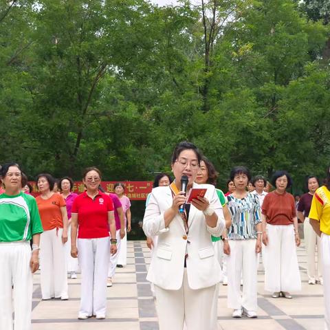 【森林逸城社区】“红色旋律颂党情，党群携手谱新篇”主题党日活动