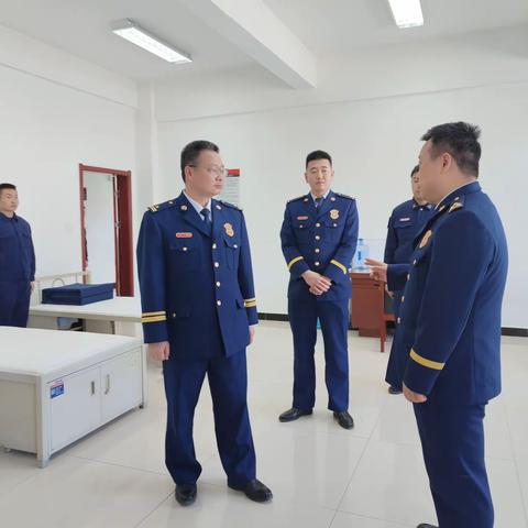 政治部李强主任一行深入全市队伍消防员管理骨干培训班检查指导工作