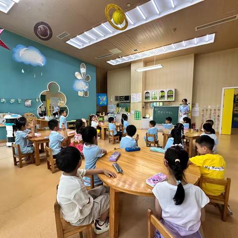 四川天府新区半山幼儿园慧贝B班一周精彩回顾（5.19-5.23）