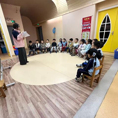 四川天府新区半山幼儿园乐贝A班一周精彩回顾（10.20-10.24）