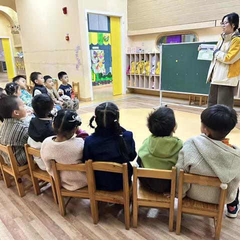 四川天府新区半山幼儿园乐贝A班一周精彩回顾（11.3-11.7）