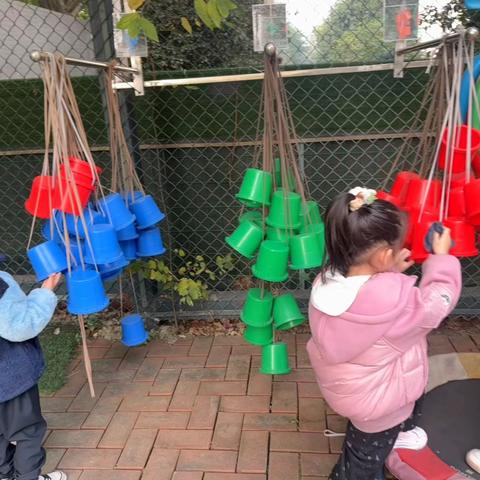 四川天府新区半山幼儿园乐贝A班一周精彩回顾（12.1-12.5）