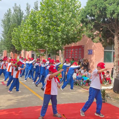 学习二十大  争做好队员——梁家镇孙坊小学及附属幼儿园“六一”儿童节庆典活动