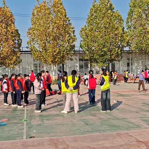 姜屯镇中心小学阳光大课间