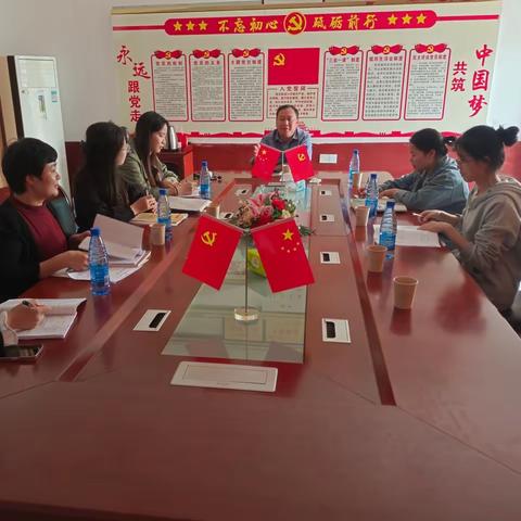 视导教研促提升 聚焦课堂求发展——火田中学迎接教育局教学视导纪实