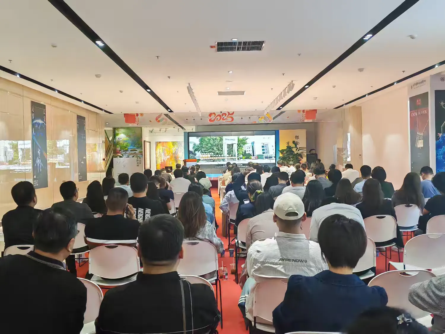 简篇-中国西安-日本福冈银发经济洽谈会成功举办-共话银发经济新机遇 共筑康养产业新未来