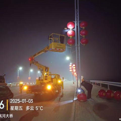 鹿邑县城市绿地建设中心 开展节前排查 做好设施提升