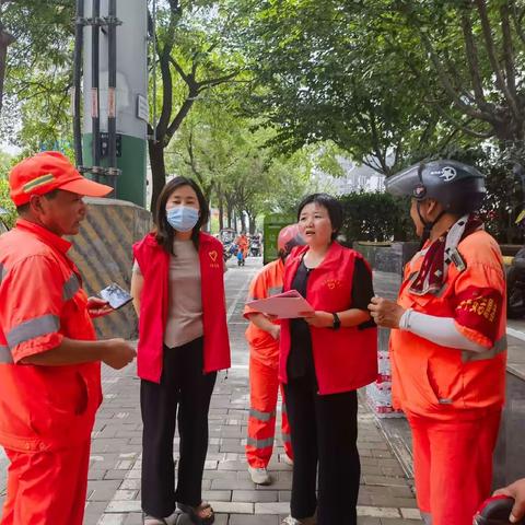 未央工会爱心驿站青东社区服务点II关爱户外劳动者 爱心驿站送清凉