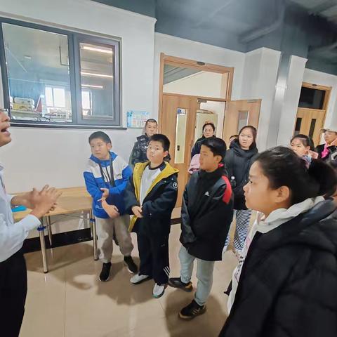 逸夫小学2021级三班民族大学科普活动纪实