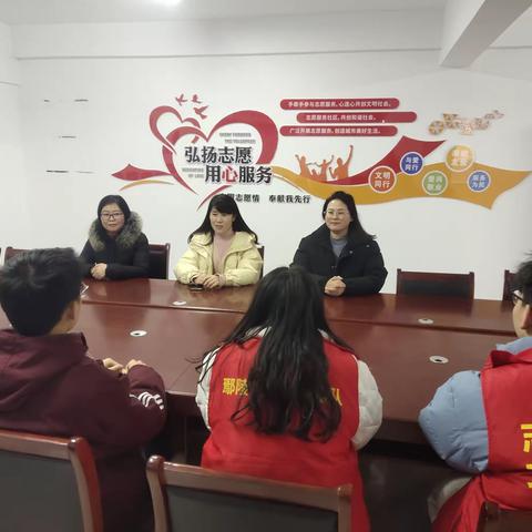 “青春奉献，共筑美好未来”—安陵镇团委召开大学生基层志愿服务座谈会