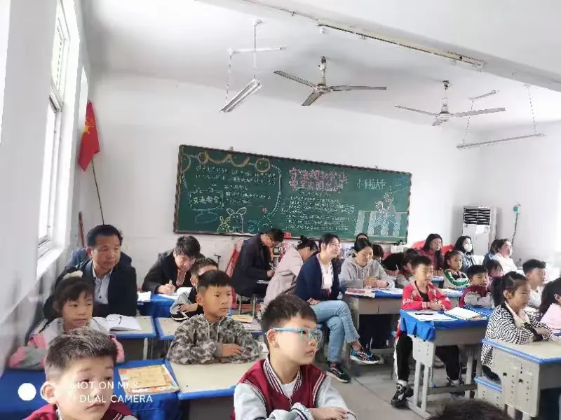 简篇-为了进一步提高教师专业素养和教育教学能力,加强教师队伍建设,培养一支高素质专业化的优秀教师队伍,伯阳小学于2023.9.23-10.25开展了教师听评课活动。