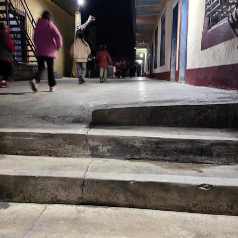 麻日乡中心小学校值周总结