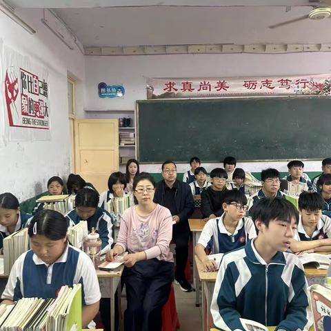 教体局日常中小学常规工作检查纪实