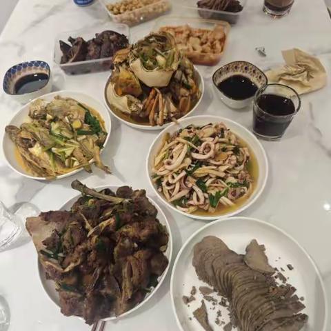 温馨家宴里的美味时光