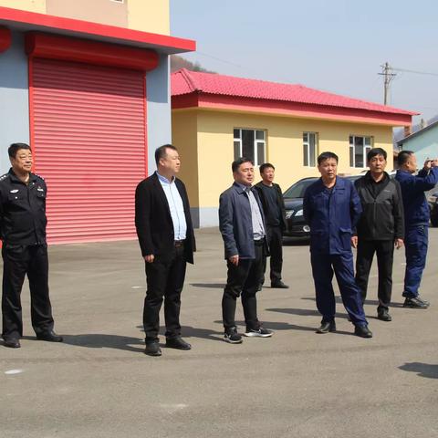 长白县领导深入十三道沟林场检查督导森林防灭火工作