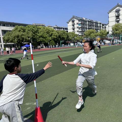 凝心聚力 梦想起航———紫微小学四（5）班运动会特辑