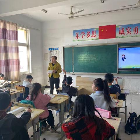 齐聚课堂，展现风采——大广安中心小学高级职称教师听课活动纪实