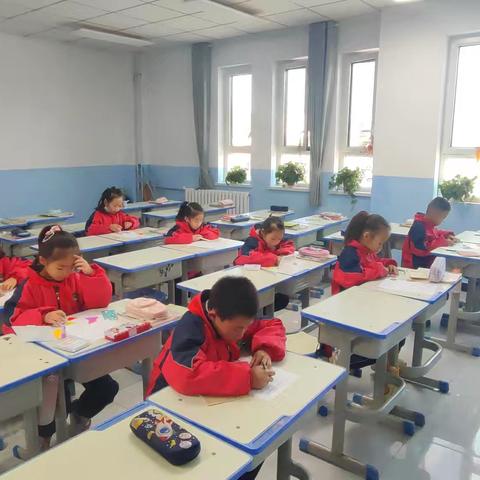 【四小·点亮教学】趣玩益智数学 绽放思维魅力—中宁四小“趣玩益智数学”比赛纪实