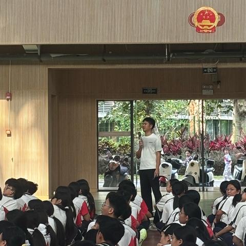 “以模为鉴砺前行 凝心聚力战中考”——华二黄中初三年级一模成绩分析暨表彰大会