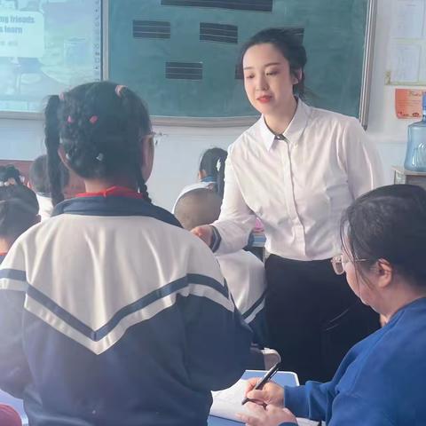 匠心独远，打造高效课堂 ‍              ———英语教研活动纪实