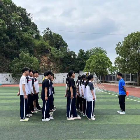 立足课堂展风采,砥砺教学共成长——记武山学校青年教师赛课活动之体育篇