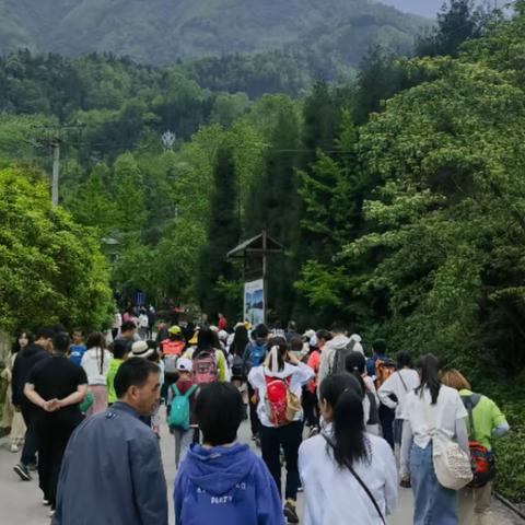 五一成都丹景后山之旅（二）