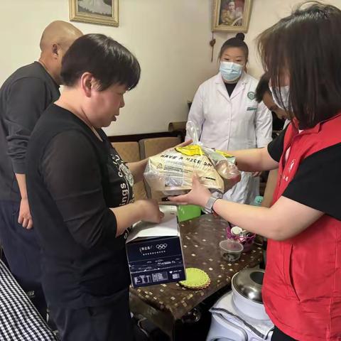 融救联助，温暖“医”路同行