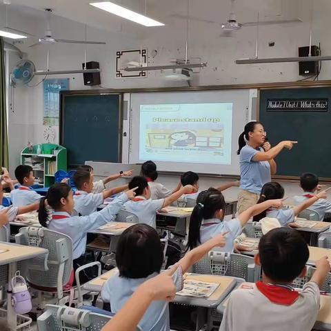 “英”你成长 “语”你共享——临春小学三（2）英语随堂课课