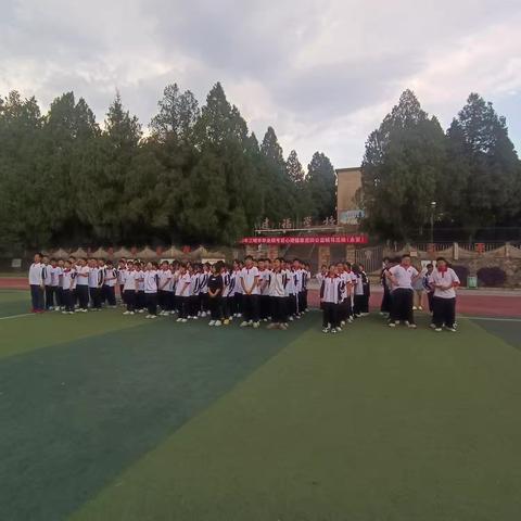 敢于挑战，激发潜能——永安十中开展中考心理辅导素质拓展活动