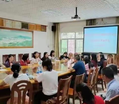 “语”你同行  “研”续成长——梅江区鸿都小学语文工作室五月份活动纪实