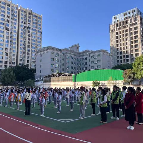 活力绽放  阳光成长 ————2025年鸿都小学秋季体育运动会纪实