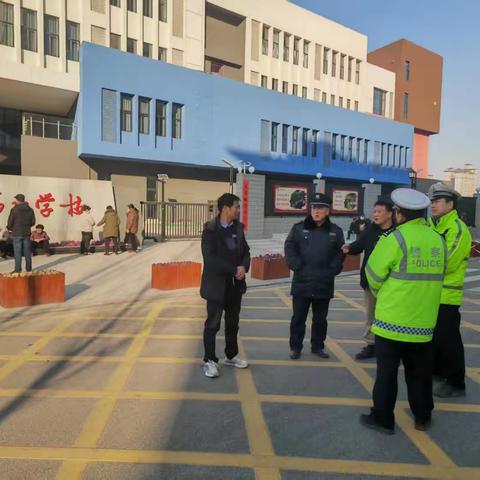 渭滨交警开展校车安全检查