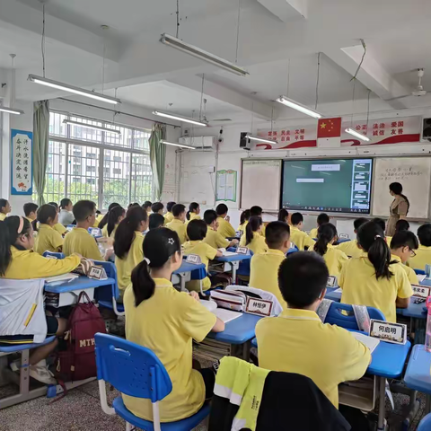 采撷归来，启思践行 --鹿寨县鹿鸣中学赴柳州市壶西中学跟岗学习