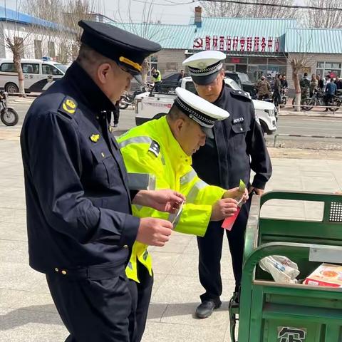 【“春雨”工程】杜蒙交警联合农业部门走进村屯开展农用车辆交通安全宣传活动