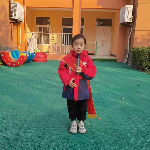 【博爱养正】“国家宪法日——宪法伴我行” ——巨野县实验幼儿园国旗下宣讲活动