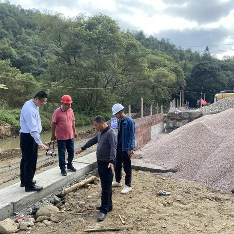 瀚仙镇：落实“河长”责任 扎实开展巡河工作