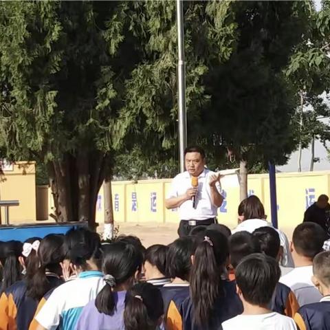 防震演练，安全相伴——加会中心小学国家安全教育主题活动