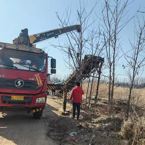 【新时代文明实践 铜山在行动】建筑工具清清除
