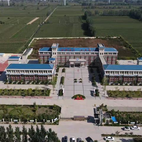 中心校领导亲临指导，助力新教师专业成长—李村镇中心小学新教师成长篇