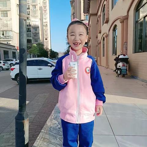 笔下生花，字如其人——汪子朵