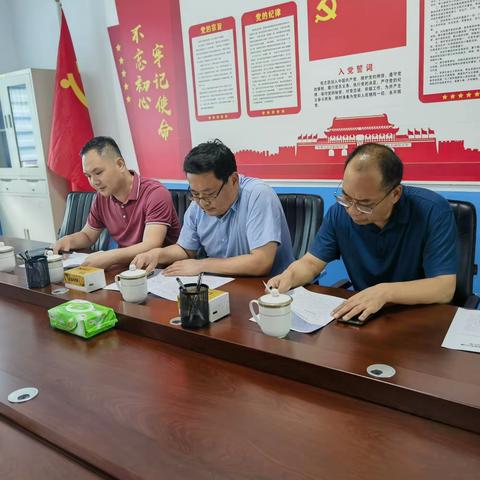 长葛市道路运输安全暨交通运输执法领域突出整治领导小组莅临长葛市交通运输综合行政执法大队检查指导工作