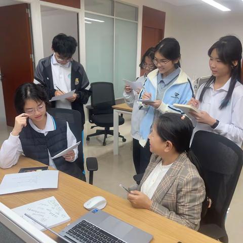 履行社会责任 助力职业规划 ——河北党育（海口）律师事务所开展中学生寒假职业实践交流活动