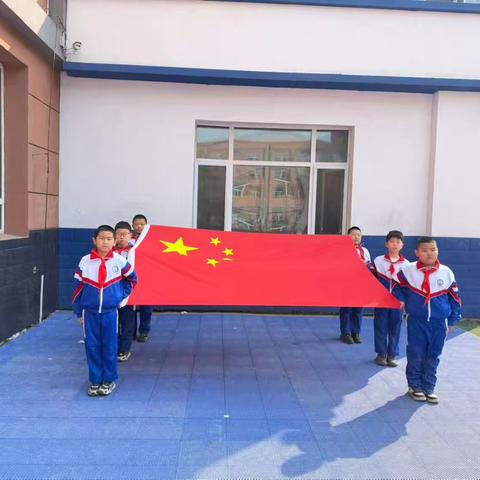 同升一面旗，共迎大冬会——长春市二道区八道小学举行主题升旗仪式